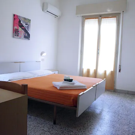 Lagomaggio Hotel *
