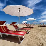 Lagomaggio Hotel *